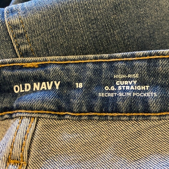 NWT Old Navy Higher High-Waisted O.G. Straight
Ripped Jeans - Picture 9 of 15